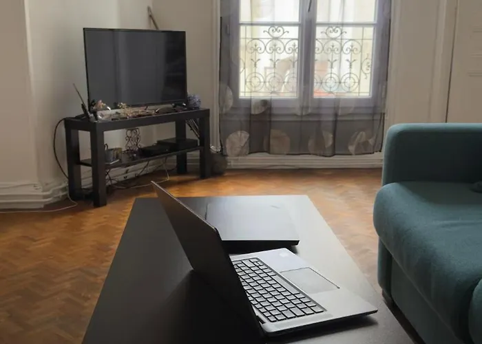 Bel Appartement Dans Le 12 Eme
